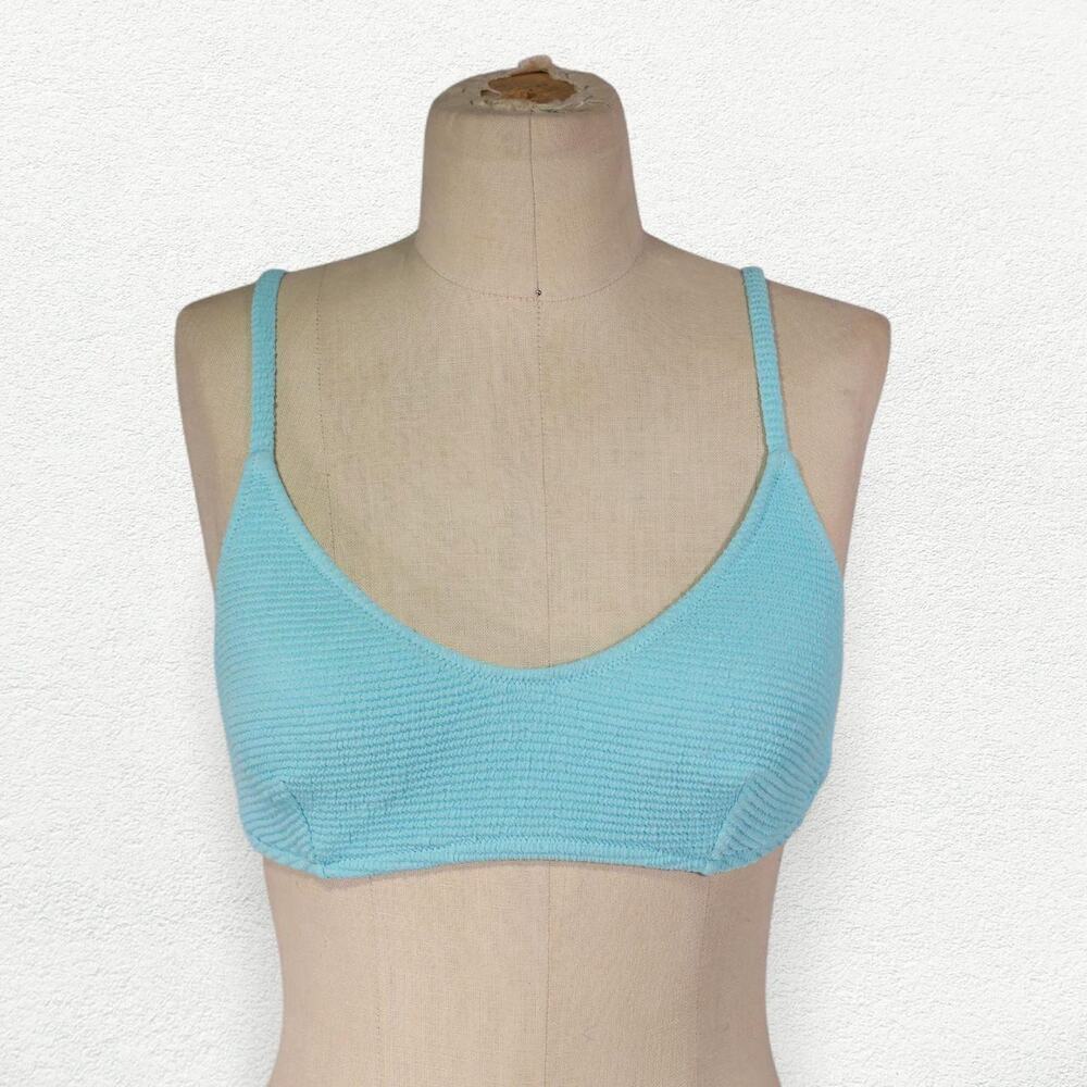 Cupshe Ribbed Bikini Top in Blue
